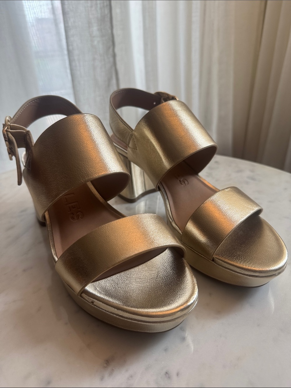 Aerosoles Camera Gold - Picture 5 of 11